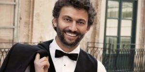 CajaGranada Fundación y el Monte de Piedad de Granada colaboran con la Noche en Blanco Jonas Kaufmann