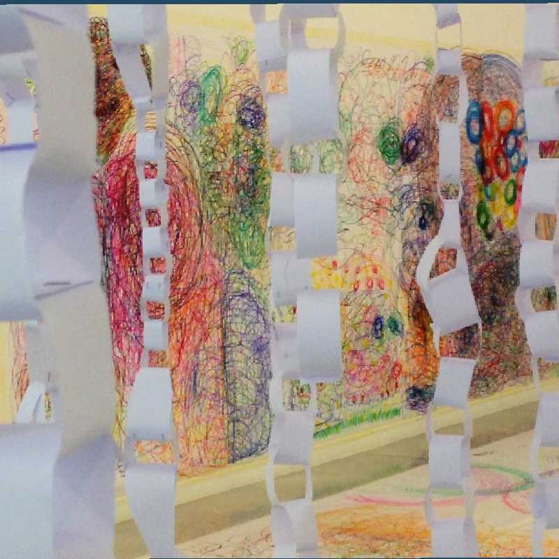 Detalle de uno de los trabajos de la exposición "Arte, Inclusión y Transformación II. dpapel, arte colaborativo"
