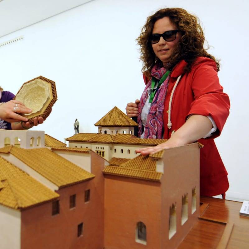 El Museo Tiflológico de la ONCE en CajaGranada Fundación