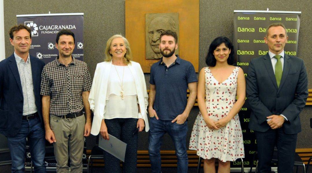 Foto de familia del acto de entrega del VI Premio de Narrativa Francisco Ayala