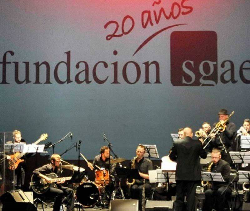 Fotografía de Juan Jesús García. La Ool-Ya-Koo Big Band, dirigida por Bob Sands, el pasado año en Granada