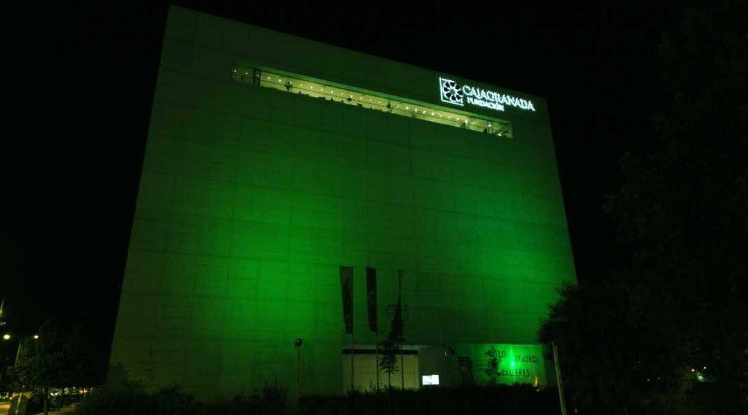 El Edificio Pantalla del Centro Cultural Memoria de Andalucía iluminado de verde