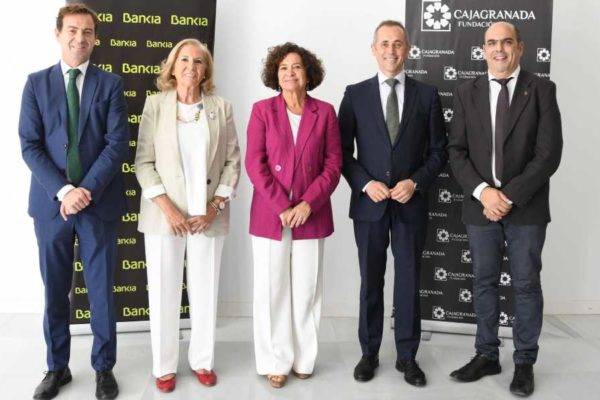 Bankia, CajaGranada Fundación y la Universidad de Granada impulsan actividades para el fomento del emprendimiento universitario