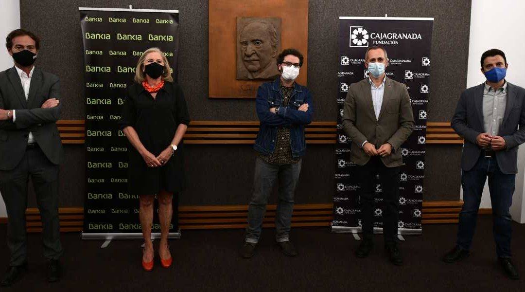 Foto de familia del acto de entrega del VIII Premio de Narrativa Francisco Ayala
