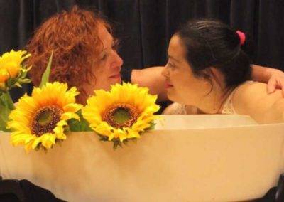 ‘Mujeres semilla’, un espectáculo que amalgama la danza, el teatro físico y la inclusión