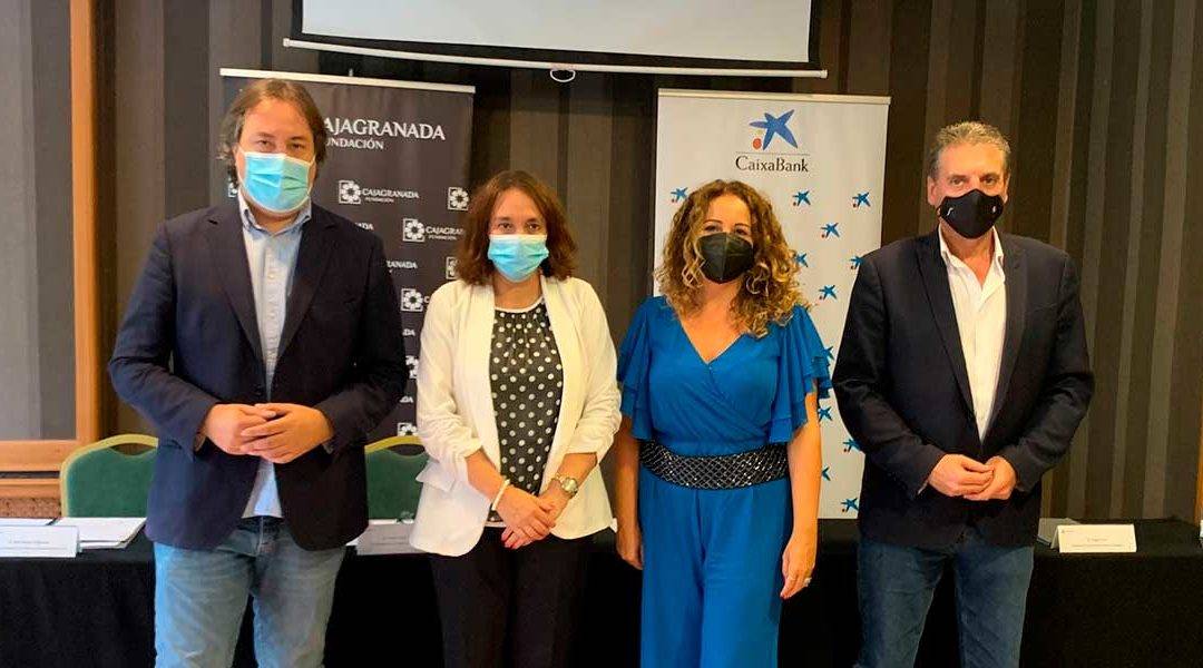 En la fotografía de izquierda a derecha: el Concejal Delegado de Cultura del Ayuntamiento de Jaén, José Manuel Higueras; la Vicepresidenta de CajaGranada Fundación, María Luisa Grande; la Directora del Área de Negocio de CaixaBank en Jaén, Ana Belén Molina; y y el Diputado Provincial de Cultura y Deportes de Jaén, Ángel Vera.