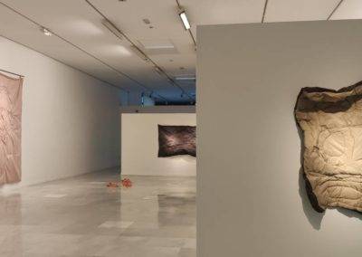 Trabajo, quejío y arte: María Alcaide y su ‘Cuerpo de trabajo’ en el Centro Cultural CajaGranada