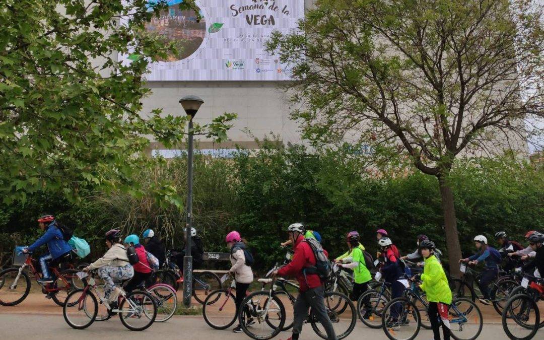 Participantes de la Ciclo Ruta en bicicleta