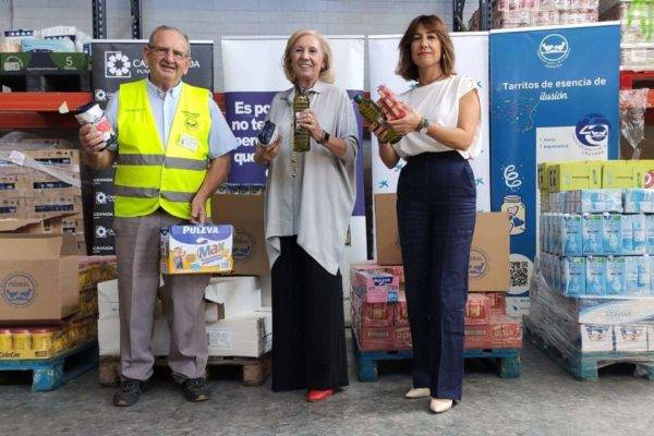 CajaGranada Fundación y CaixaBank hacen entregan al Banco de Alimentos de Granada de más de 5.500 Kg de comida para los más necesitados