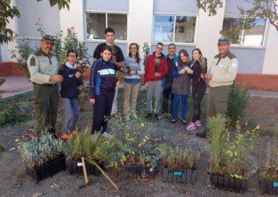 El Colegio de Educación Especial CajaGranada Sagrada Familia usará plantones de arbustos mediterráneos como recurso educativo