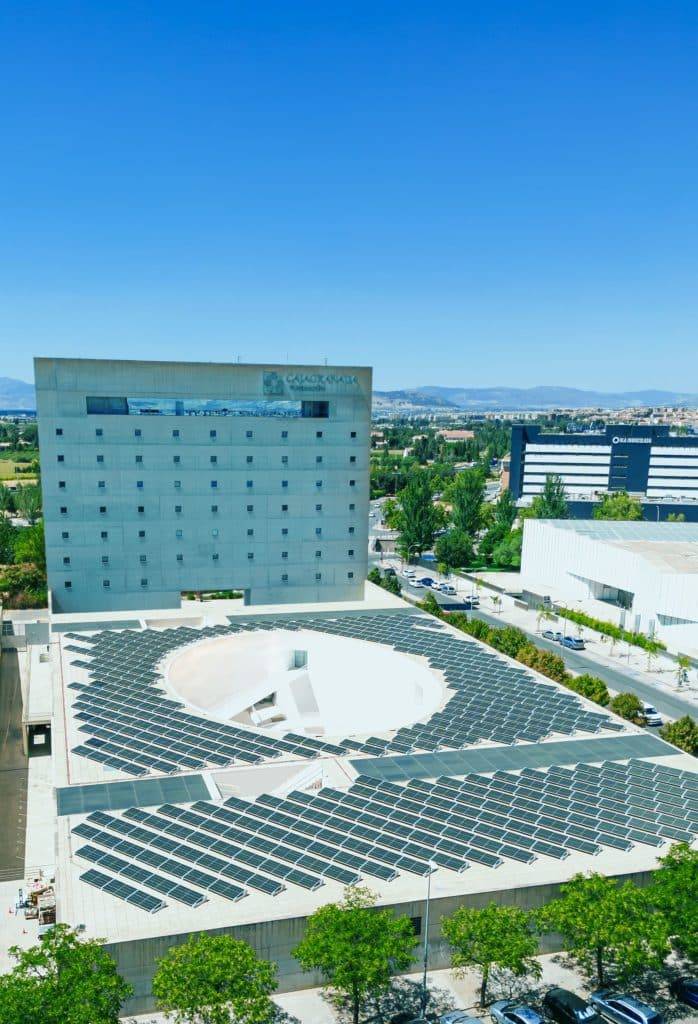 Vista de la Planta Solar del Centro Cultural CajaGranada