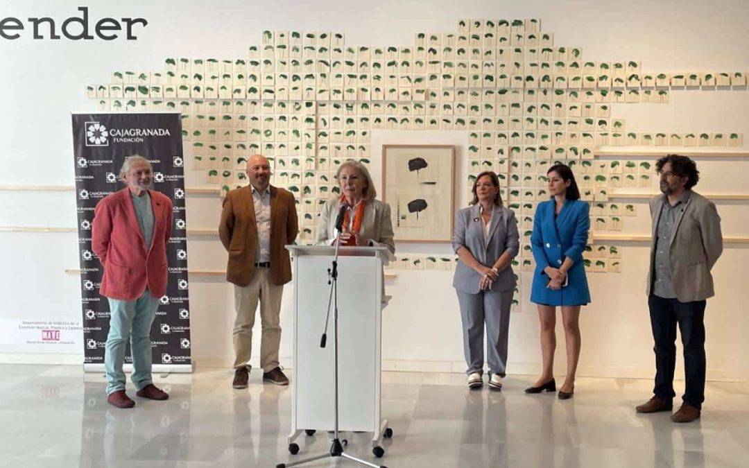 Foto de familia de los intervinientes en la presentación de la exposición 'Arte para aprender 2023'