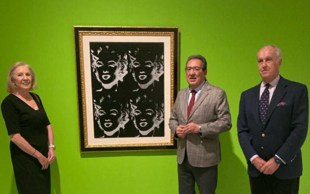 De izquierda a derecha: María Elena Martin-Vivaldi, presidenta de CajaGranada Fundación; Antonio Pulido, presidente de Fundación Cajasol; y Pepe Cobo, comisario de la exposición.
