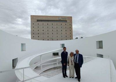 El Patio Elíptico del Centro Cultural CajaGranada recupera todo su esplendor gracias al apoyo de Industrias Kolmer