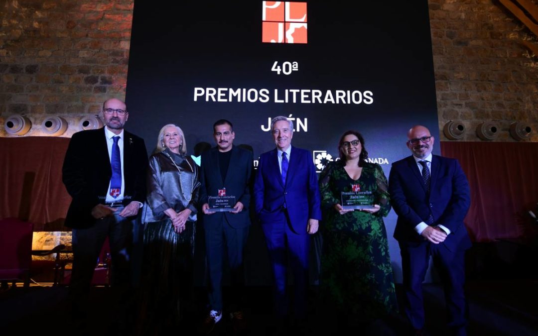 De izquierda a derecha: Javier Lasheras, María Elena Martín-Vivaldi, Carlos Dávalos, Iñaki Gabilondo, Paula Praes y Amador Carmona.